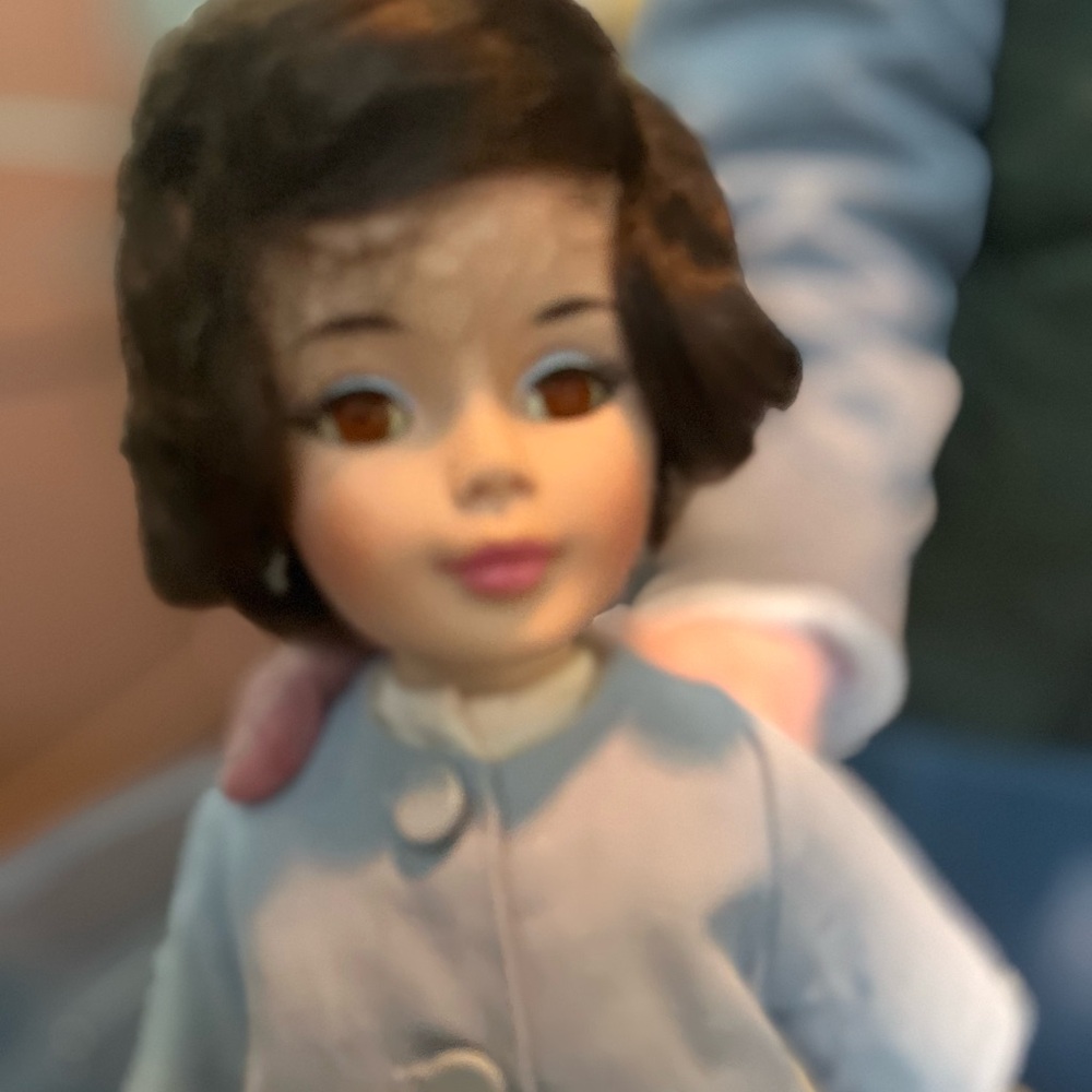 Madame Alexander Doll W:Cream Coat and Green Scarf you can offer for one or both - Picture 6 of 16